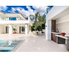 Exquisita villa moderna en Elviria, Marbella