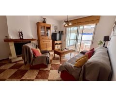 Casa adosada de esquina en venta en Coín