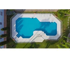 Apartamento de dos dormitorios bellamente reformado en la comunidad cerrada de Jardines de Andalucía