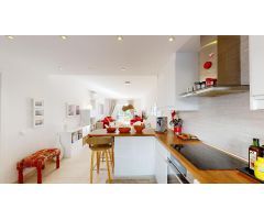 Elegante apartamento en planta baja en Nueva Andalucía, Marbella