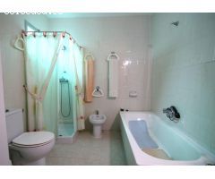 CASA DE PUBELO A LA VENTA EN COÍN