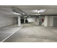 18 plazas de garaje en una sola planta en calle Salitre 45, Málaga centro.