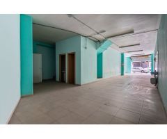LOCAL COMERCIAL CON ALTILLO Y UNA SUPERFICIE TOTAL DE 311 M² EN AVENIDA DE VALENCIA