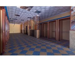 LOCAL COMERCIAL CON 6 METROS DE FACHADA Y 231 M²