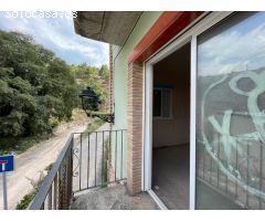 ADOSADO EN CONSTRUCCIÓN CON CUATRO DORMITORIOS Y TERRAZA