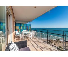 APARTAMENTO DE DOS DORMITORIOS CON ESPECTACULARES  VISTAS EN LA PLAYA DEL HELIÓPOLIS (BENICÁSSIM)