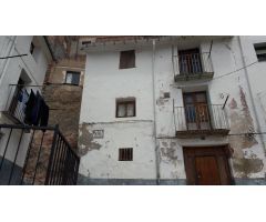 CASA CENTENARIA TOTALMENTE A REFORMAR EN CASCO ANTIGUO DE ONDA