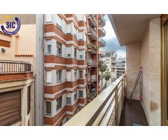 PISO CON 5 DORMITORIOS Y PARKING EN EL CENTRO DE CASTELLÓN (IDEAL INVERSORES)