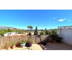 Chalet en Venta en la Nucia, Alicante