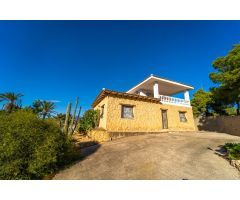 Villa de Lujo en Venta en Villajoyosa, Alicante