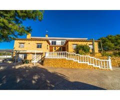 Villa de Lujo en Venta en Villajoyosa, Alicante