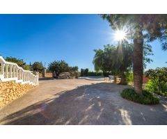 Villa de Lujo en Venta en Villajoyosa, Alicante