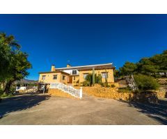 Villa de Lujo en Venta en Villajoyosa, Alicante