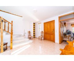 Villa de Lujo en Venta en Villajoyosa, Alicante