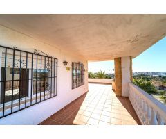 Villa de Lujo en Venta en Villajoyosa, Alicante