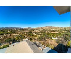 Villa de Lujo en Venta en Villajoyosa, Alicante