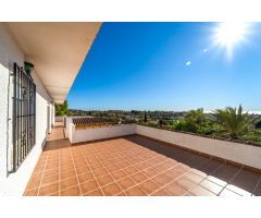 Villa de Lujo en Venta en Villajoyosa, Alicante