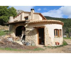 Chalet en Venta en Confrides, Alicante