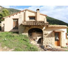 Chalet en Venta en Confrides, Alicante