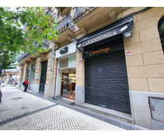 SE VENDE LOCAL COMERCIAL EN EL CENTRO