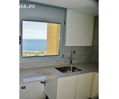 Excelente Atico-Duplex, nuevo a estrenar, en zona del Padro, con vistas al mar y la marina