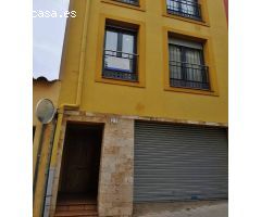 CASA ADOSADA CENTRO PALAMOS CON TERRAZA Y VISTAS AL MAR.