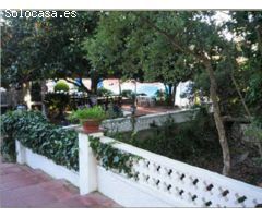 Oportunidad, terrenos, restaurante-bar y complejo deportivo-piscina con gran potencial