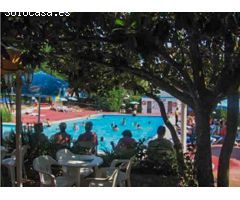 Oportunidad, terrenos, restaurante-bar y complejo deportivo-piscina con gran potencial
