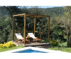 Espectacular casa con vistas a Les Gavarres piscina privada, única por la privacidad !