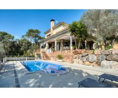 HERMOSA CASA CON PISCINA CERCA DE LA PLAYA