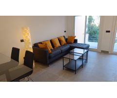 Excelente apto. 3 dorm baño, aseo balcón solarium, totalmte renovado excel. ubicación centro Palamos