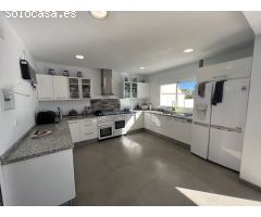 Chalet en Venta en Torremolinos, Málaga