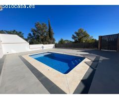 Chalet en Venta en Torremolinos, Málaga