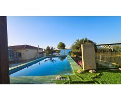 Chalet en Venta en Chiva de Morella, Valencia