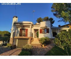 Chalet en Sierra Perenchiza