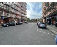 Venta dos plazas de parking juntas en Avda Barcelona esquina Calle Piera por 20500 Eur