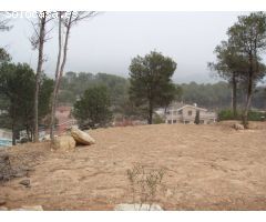 OPORTUNIDAD solar de 2100 m2 en La Pobla de Claramunt por solo ... 45.000 Eur !