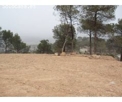 OPORTUNIDAD solar de 2100 m2 en La Pobla de Claramunt por solo ... 45.000 Eur !