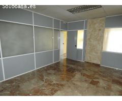 OFICINA CON TODOS LOS SERVICIOS EN INMEJORABLE ZONA AV. BALMES