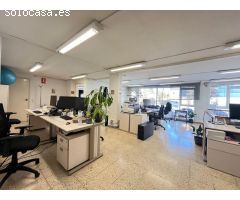 Espectacular local oficina con 170 m2 en Avenida Barcelona zona Esclat