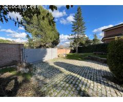 MAGNIFICA CASA SOBRE PARCELA DE 900M EN IGUALADA - SESOLIVERES