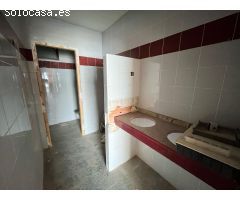 Local comercial en Igualada en ZONA HOSPITAL con salida de humos