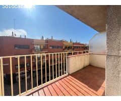 Piso para entrar a vivir 4 habitaciones, salida, ascensor y trastero por 137500 Eur