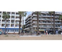 Superoportunidad, piso con terraza a escasos metros del mar..,  ¡cruzas el Paseo y al agua!