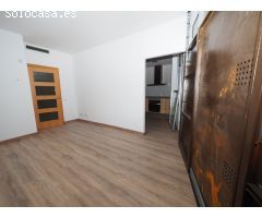 SE VENDE PISO SEMI-NUEVO EN SABADELL, ZONA LA CREU DE BARBERA