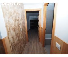 SE VENDE PISO SEMI-NUEVO EN SABADELL, ZONA LA CREU DE BARBERA