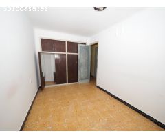 SE VENDE PISO DE 84M2 EN MANRESA, ZONA CENTRO