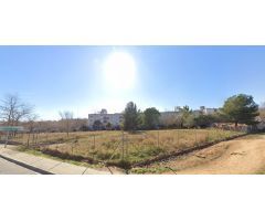 SE VENDE TERRENO URBANO EN TERRASSA, ZONA ROC BLANC