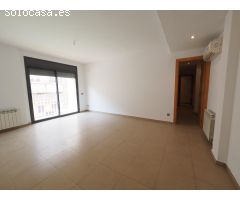SE VENDE PISO EN CERDANYOLA DEL VALLES, ZONA FONTETES
