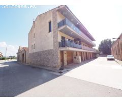 SE VENDEN TRES CASAS ADOSADAS EN SANT MARTI SESGUEIOLES